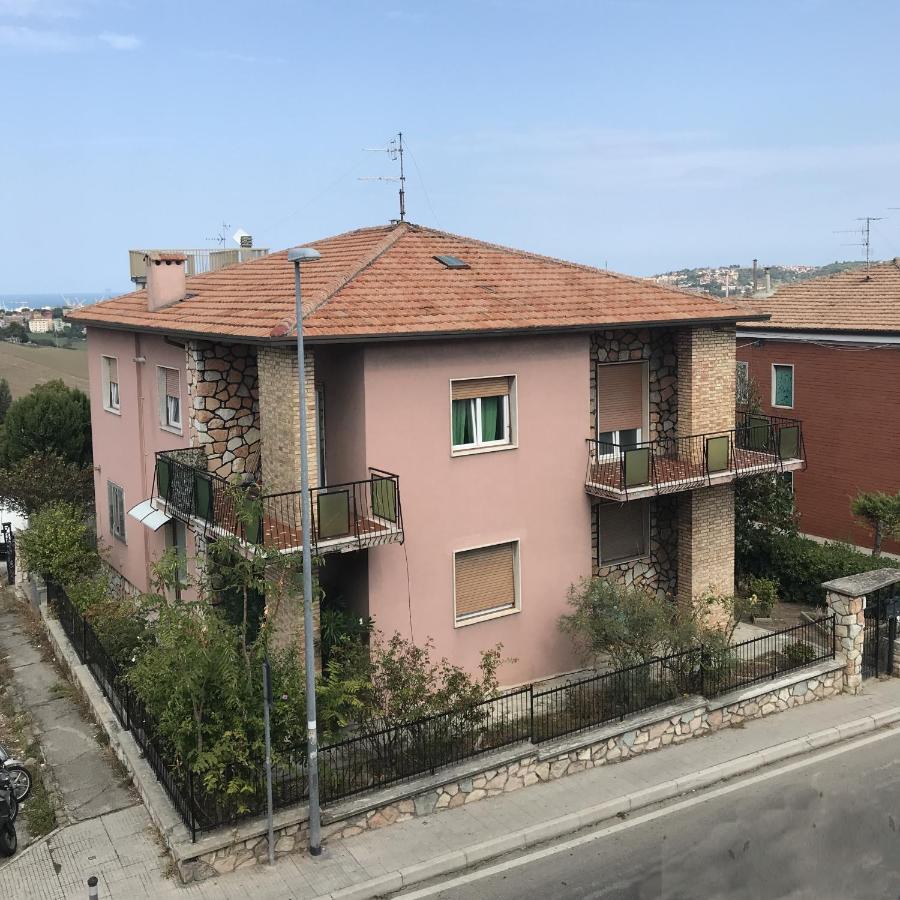 Apartmán 4 Pini Ancona Exteriér fotografie
